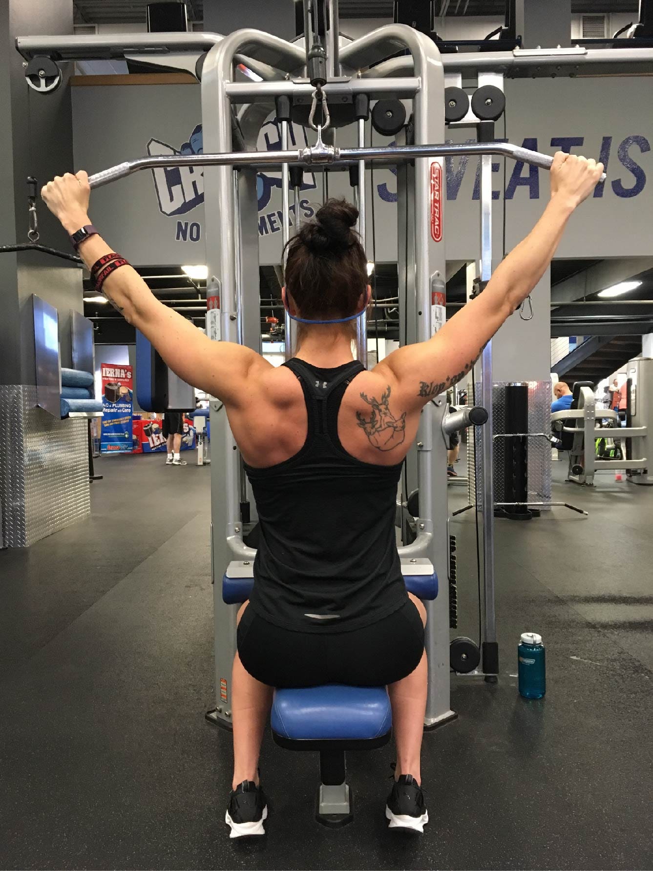 wide grip pulldown