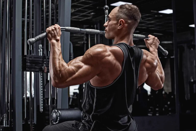 Lat pulldown nadhvat