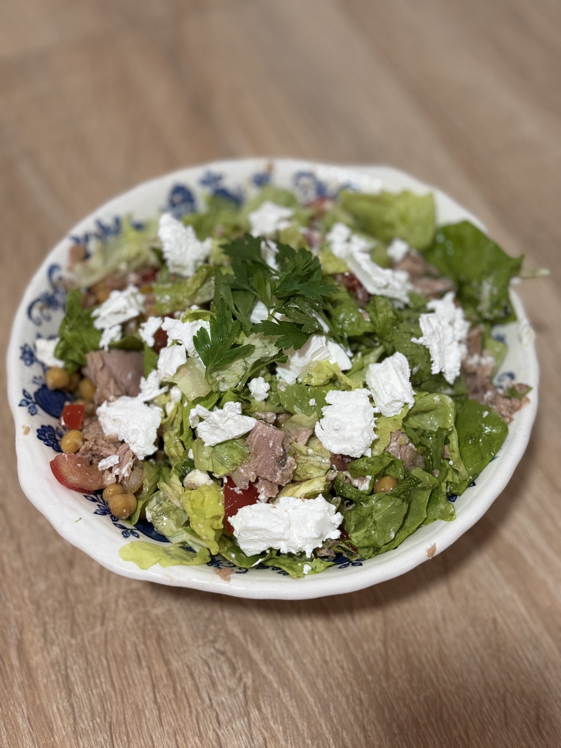 salata sa tunjevinom