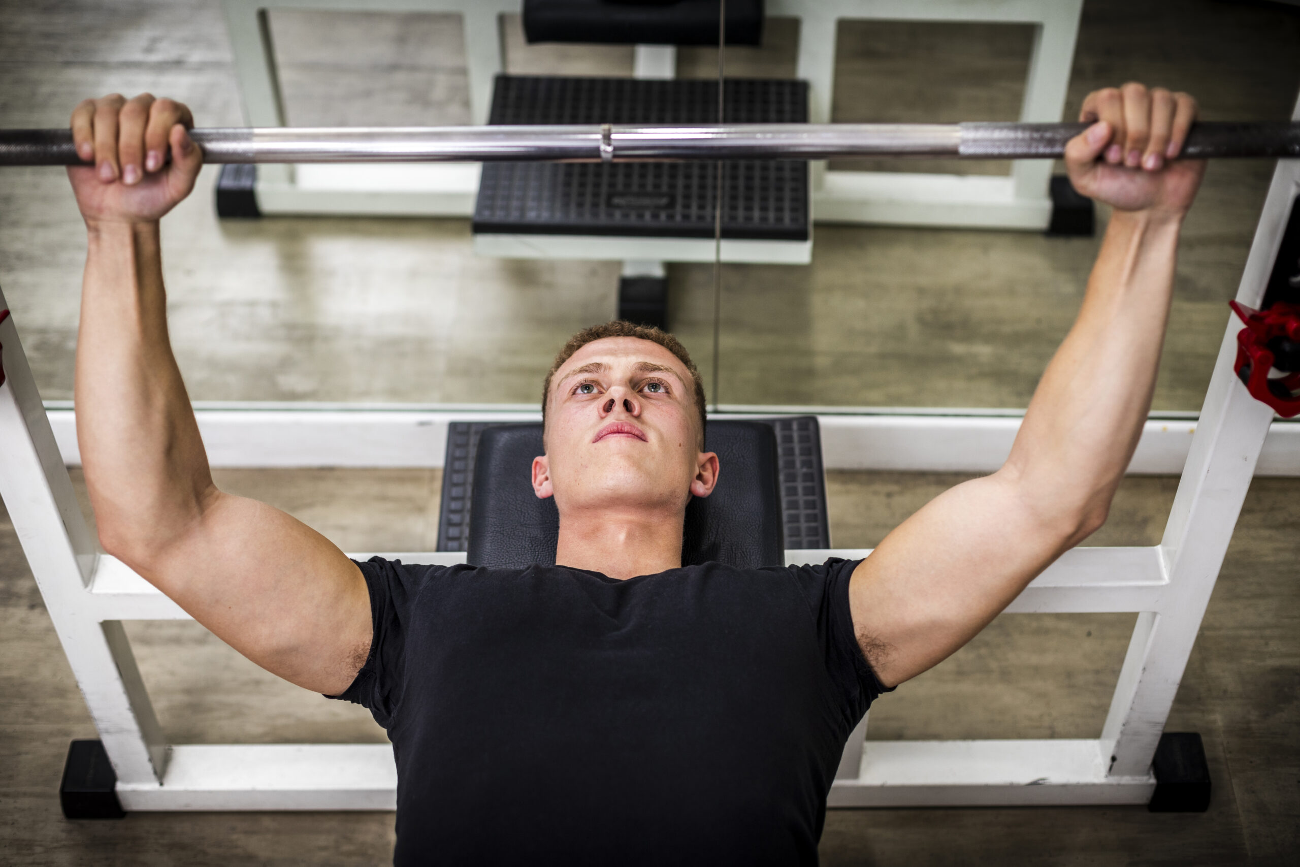 Man workingout in the local gym